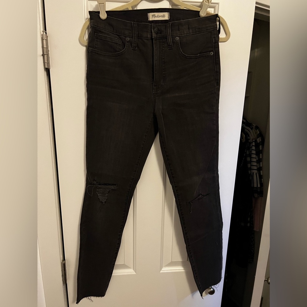 **NEW** Madewell size 28 black jeans